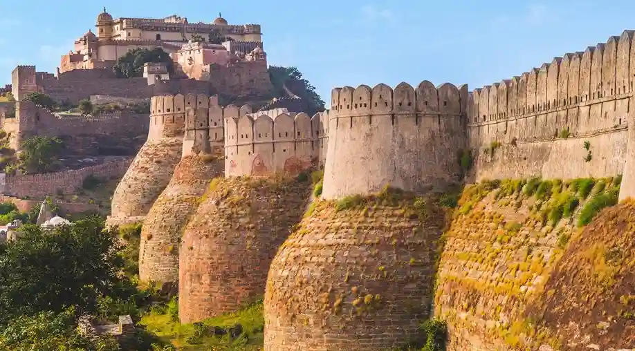 Kumbhalgarh Ranakpur Day Tour