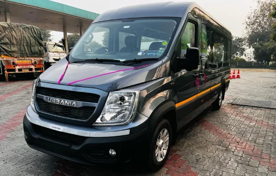 20 Seater Tempo Traveller In Jaipur